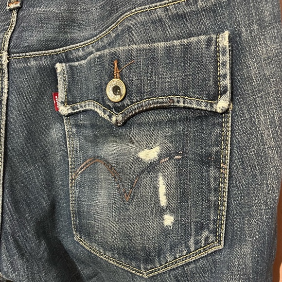 Levi’s Slim Straight Distressed “THIS IS A PAIR OF LEVIS JEANS” 34x32 - Picture 8 of 9